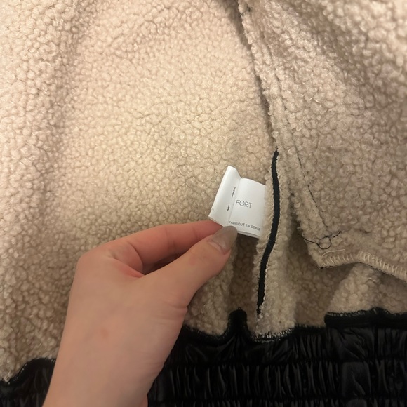 Oak and Fort Sherpa Leather Vest - Picture 4 of 4